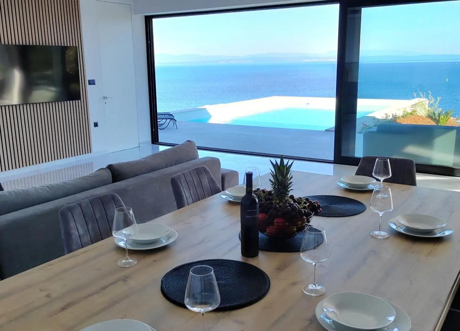 Villa Sea Level With Beautiful View, Medveja Lovran