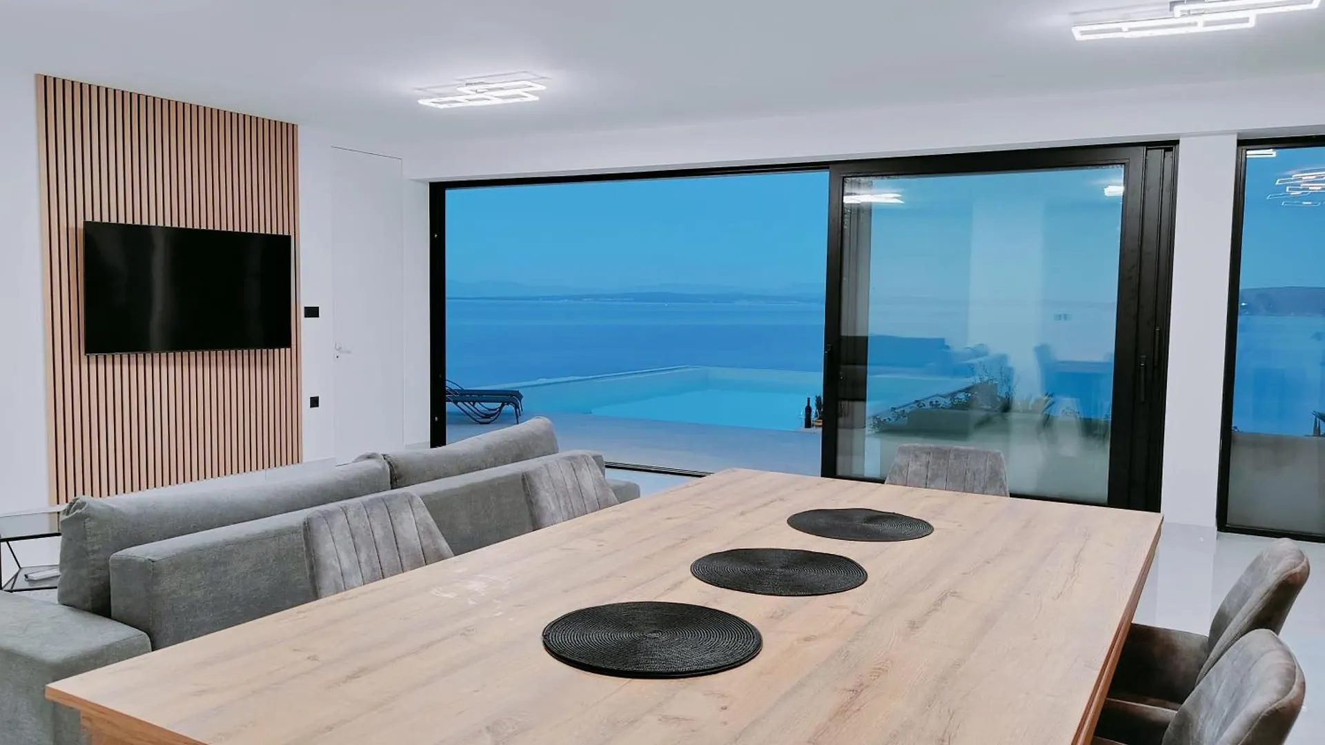 Villa Sea Level With Beautiful View, Medveja Lovran Croatia